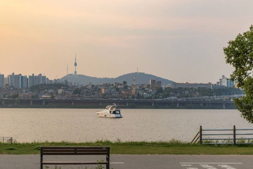 盤浦漢江（パンポハンガン）公園